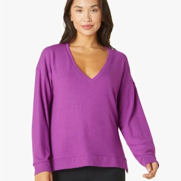 BEYOND YOGA long weekend lounge pullover in plum size XL v neck cozy lounge - Picture 1 of 11